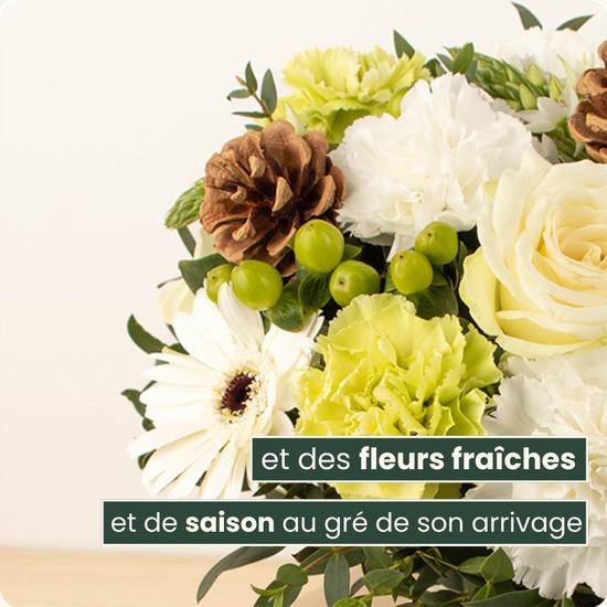 Bouquet du fleuriste de fêtes tons blancs