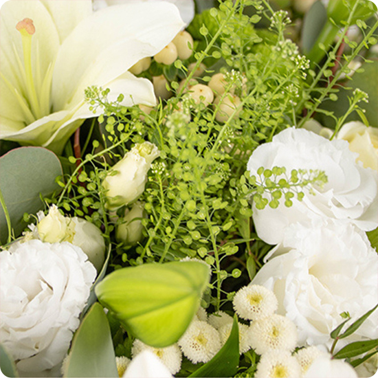 Bouquet de fleurs - Bouquet du fleuriste tons blancs - Livraison par un fleuriste aujourd'hui