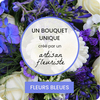 Bouquet du fleuriste avec des fleurs bleues
