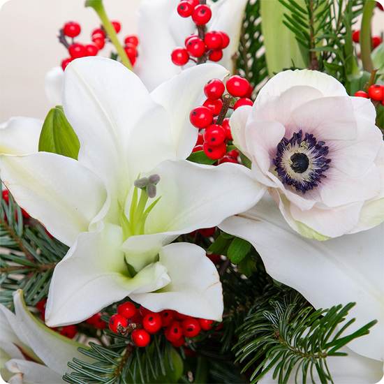 Bouquet Féérie de lys blanches et anémones blanches