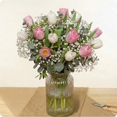 Bouquet de tulipes roses et blanches