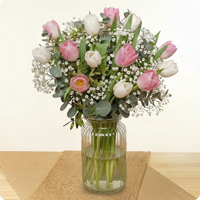 Bouquet de tulipes roses et blanches