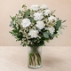 Le Bouquet Hommage en blanc est une création florale d’une grande pureté