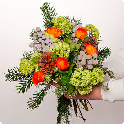 Bouquet Merveilleuses renoncules aux couleurs oranges