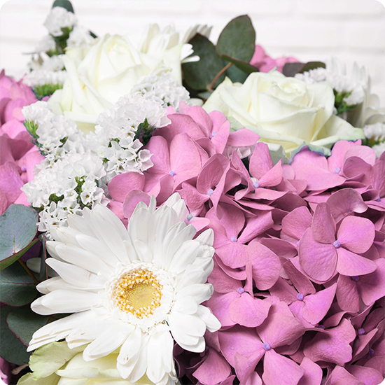 Bouquet avec hortensia rose Niña