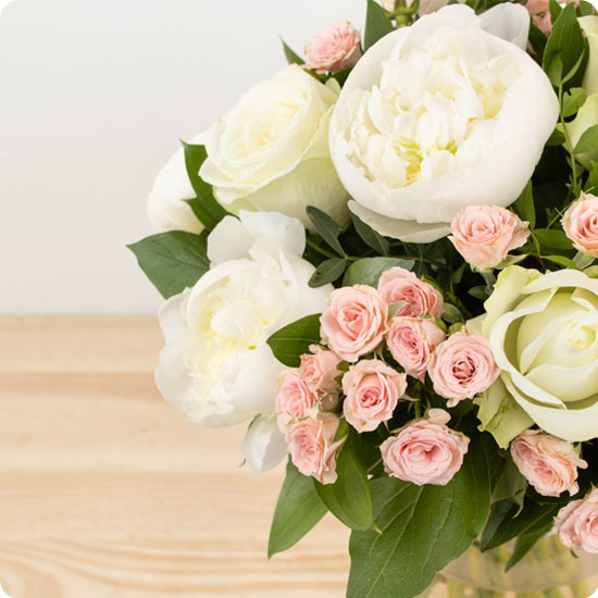 Bouquet Pivoines et Roses - Livraison rapide et artisanale avec 123fleurs

