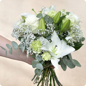 Offrez un bouquet chic et lumineux avec 123fleurs. Livraison rapide par un fleuriste local, 7j/7 partout en France.