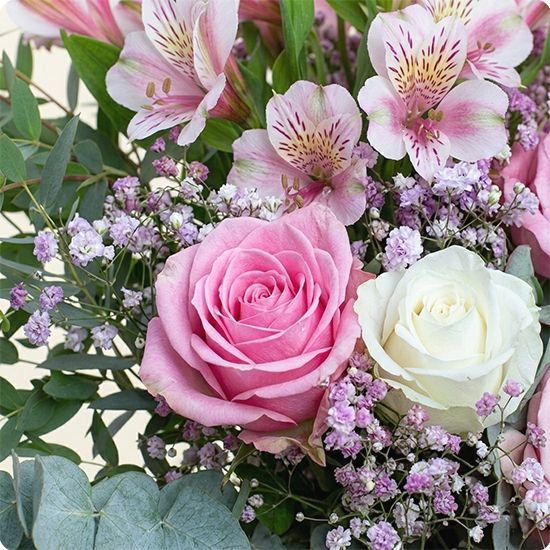 Bouquet Rose Inca roses roses et alstroemerias blanches en bouquet rond