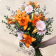 Bouquet Signature avec lys orange, gerberas roses, statice violet et feuillage - 123fleurs