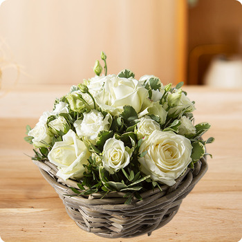 Composition de fleurs blanche Colombe