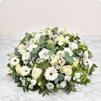 Coussin de fleurs Olympia - Livraison de compositions florales blanches avec 123fleurs