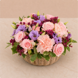 Douceur Éternelle – Composition deuil tons roses et mauves