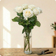 Roses blanches à la tige