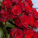 un bouquet de roses Madame RED + coffret 100% coeurs